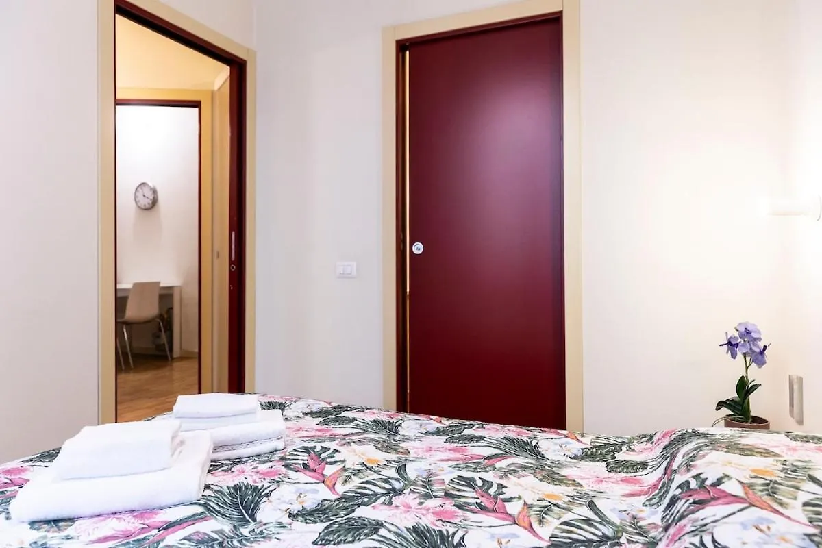 Easy Central Flat Μιλάνο Διαμέρισμα